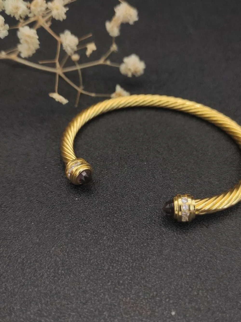 😙David Yurman😙 5MM gold bracelet with purple diamonds